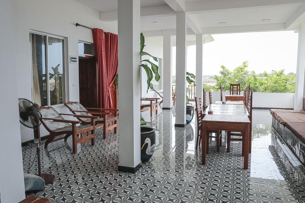 ארוגם Sunset View Beach Hotel מראה חיצוני תמונה